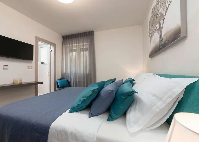 Elena Vikendica Porec