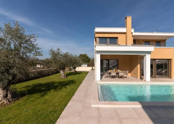 Elena Vikendica Porec