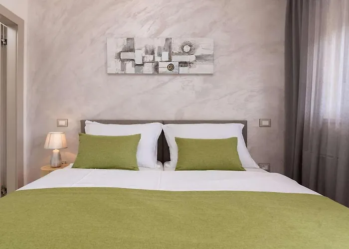 펜션 Elena 포레치